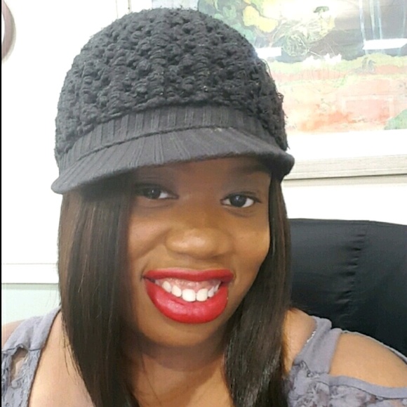 Meet your Posher, Danielle - Picture 1 of 1